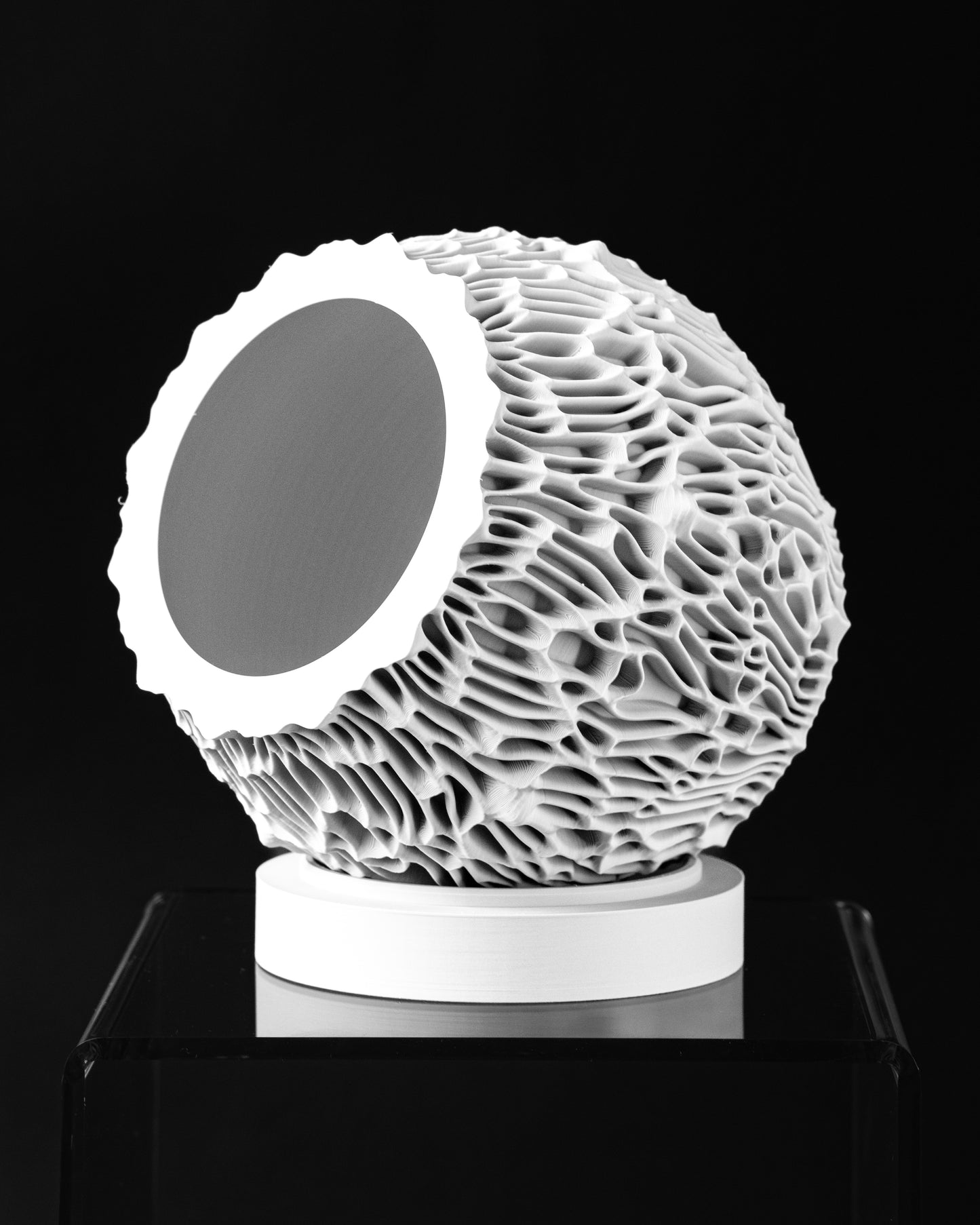 Mercan Dokulu Modern Saksı